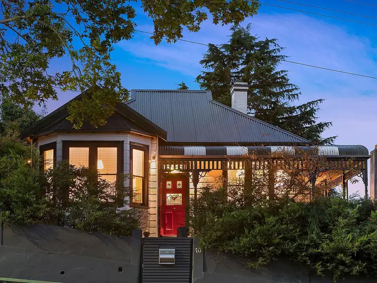 10 Lovel Street, Katoomba NSW 2780