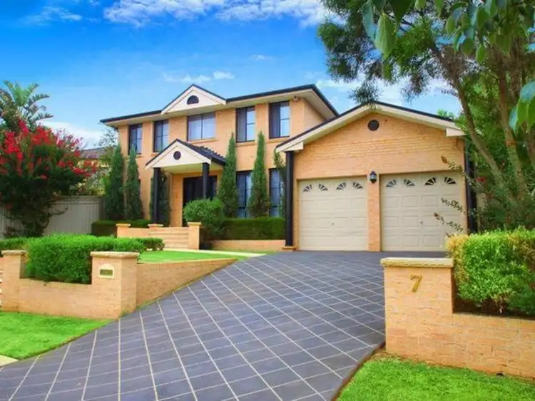 7 Glenrowan Drive, Harrington Park NSW 2567