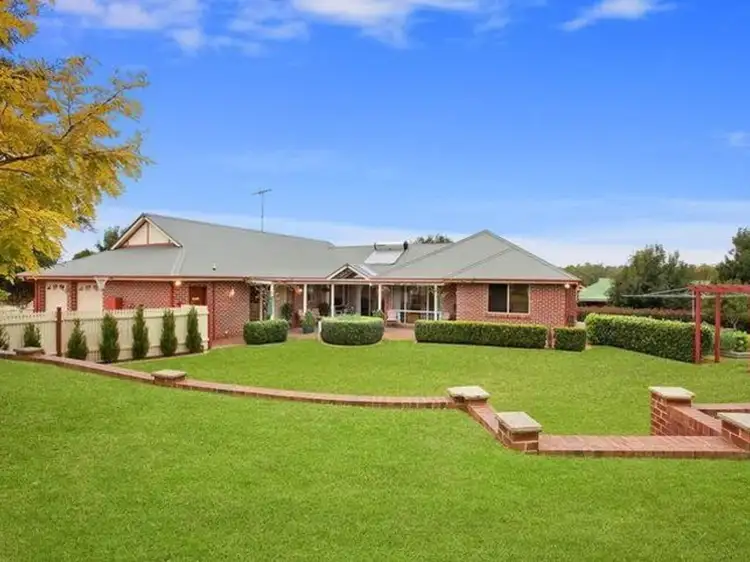 14 St James Avenue, Menangle NSW 2568