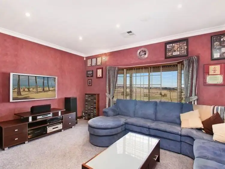 Fifth view of Homely house listing, 21 The Outlook, Kirkham NSW 2570
