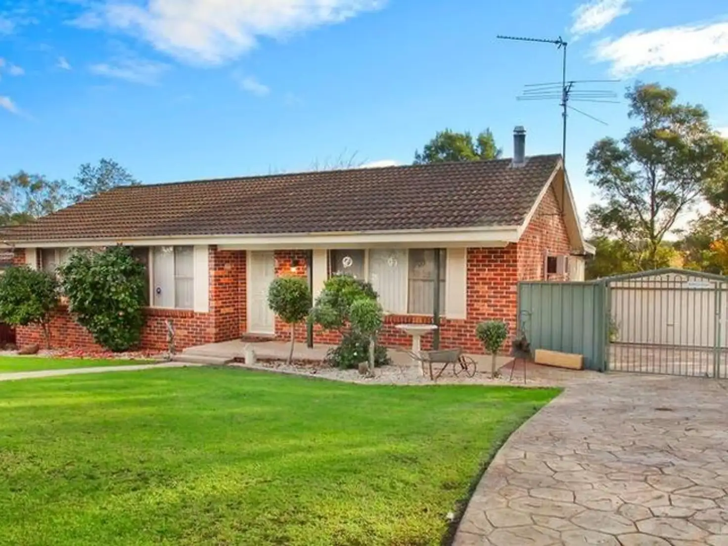 Main view of Homely house listing, 2 North Vanderville Street, The Oaks NSW 2570