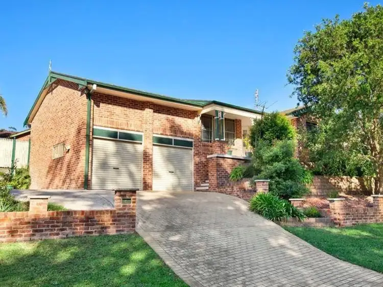 9 Ashburn Close, Lisarow NSW 2250