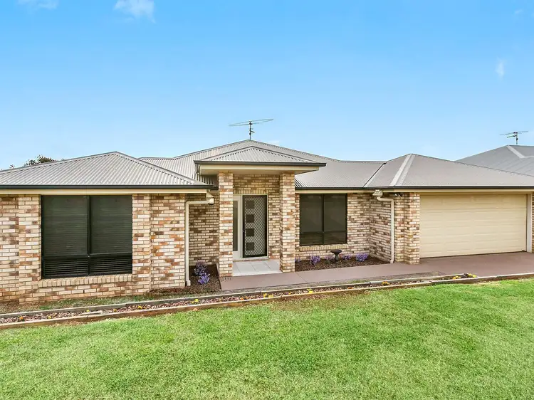 25 Smythe Drive, Highfields QLD 4352