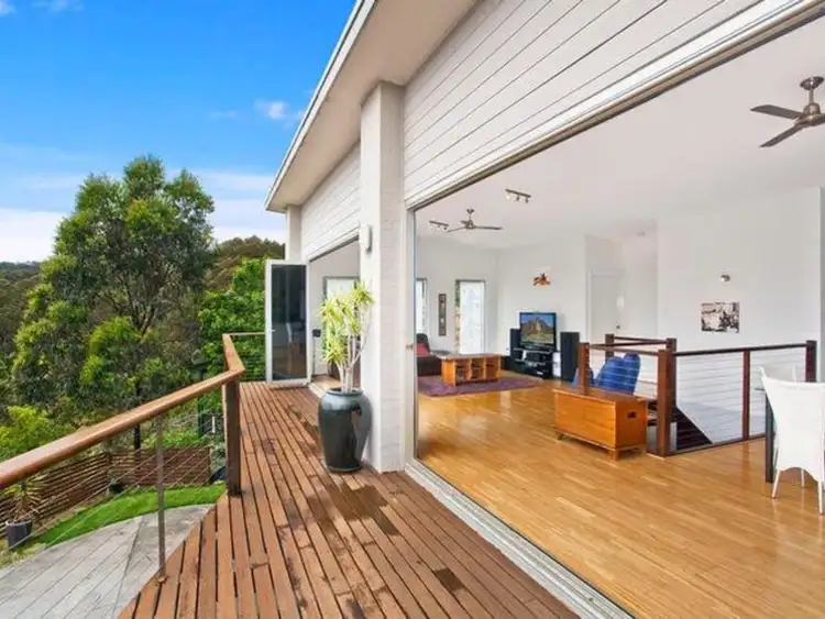 12 Nari Avenue, Point Clare NSW 2250