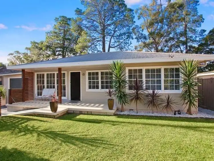 244 Brisbane Water Drive, Point Clare NSW 2250