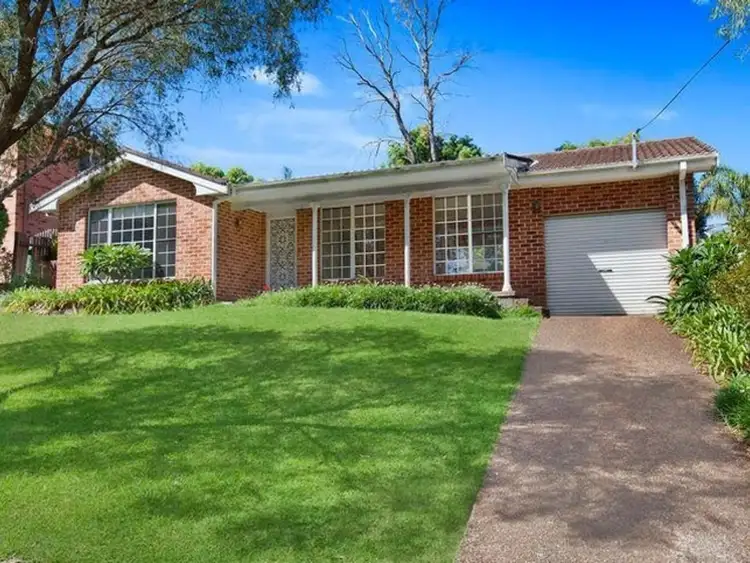 10 Dalgety Crescent, Green Point NSW 2251