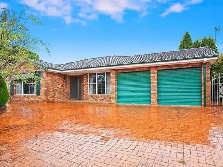 10 Brie Close, Lisarow NSW 2250