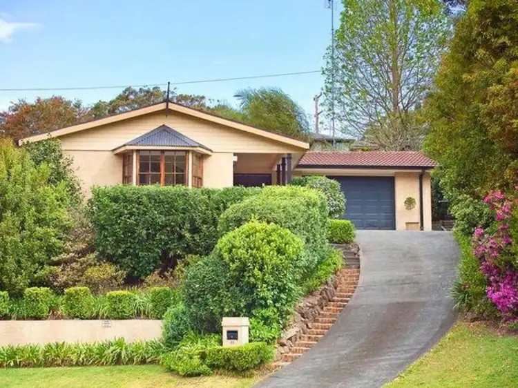 28 Fragar Avenue, Wyoming NSW 2250