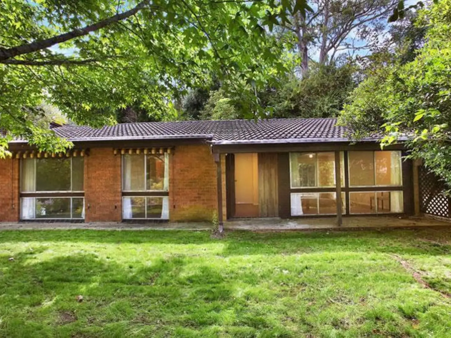 Main view of Homely house listing, 52 Georgia Avenue, Wyoming NSW 2250