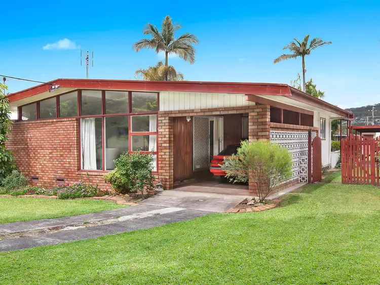 Main view of Homely house listing, 9 Noonan Point Avenue, Point Clare NSW 2250