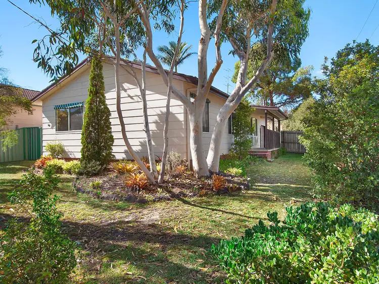 40 Inderan Avenue, Lake Haven NSW 2263
