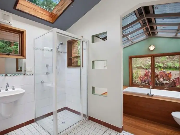 Fourth view of Homely rural property listing, 7 Valerie Close, Fountaindale NSW 2258