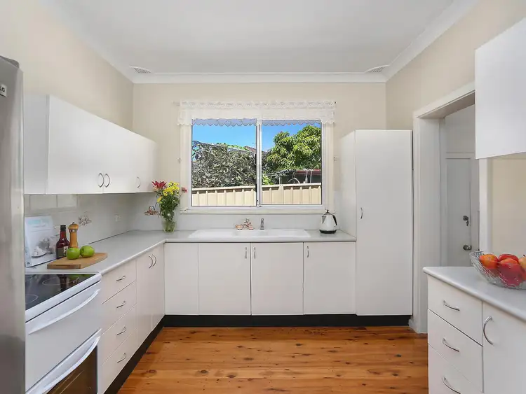 Second view of Homely villa listing, 6/10 Valda Street, Bexley NSW 2207