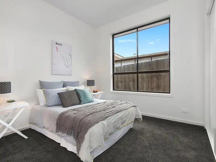 Fourth view of Homely townhouse listing, 2/24 Illuka Crescent, Mount Waverley VIC 3149
