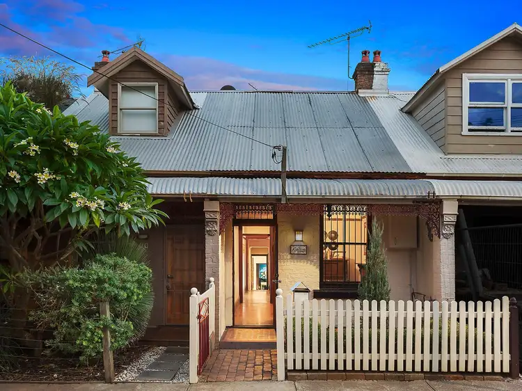 92 Angel Street, Newtown NSW 2042