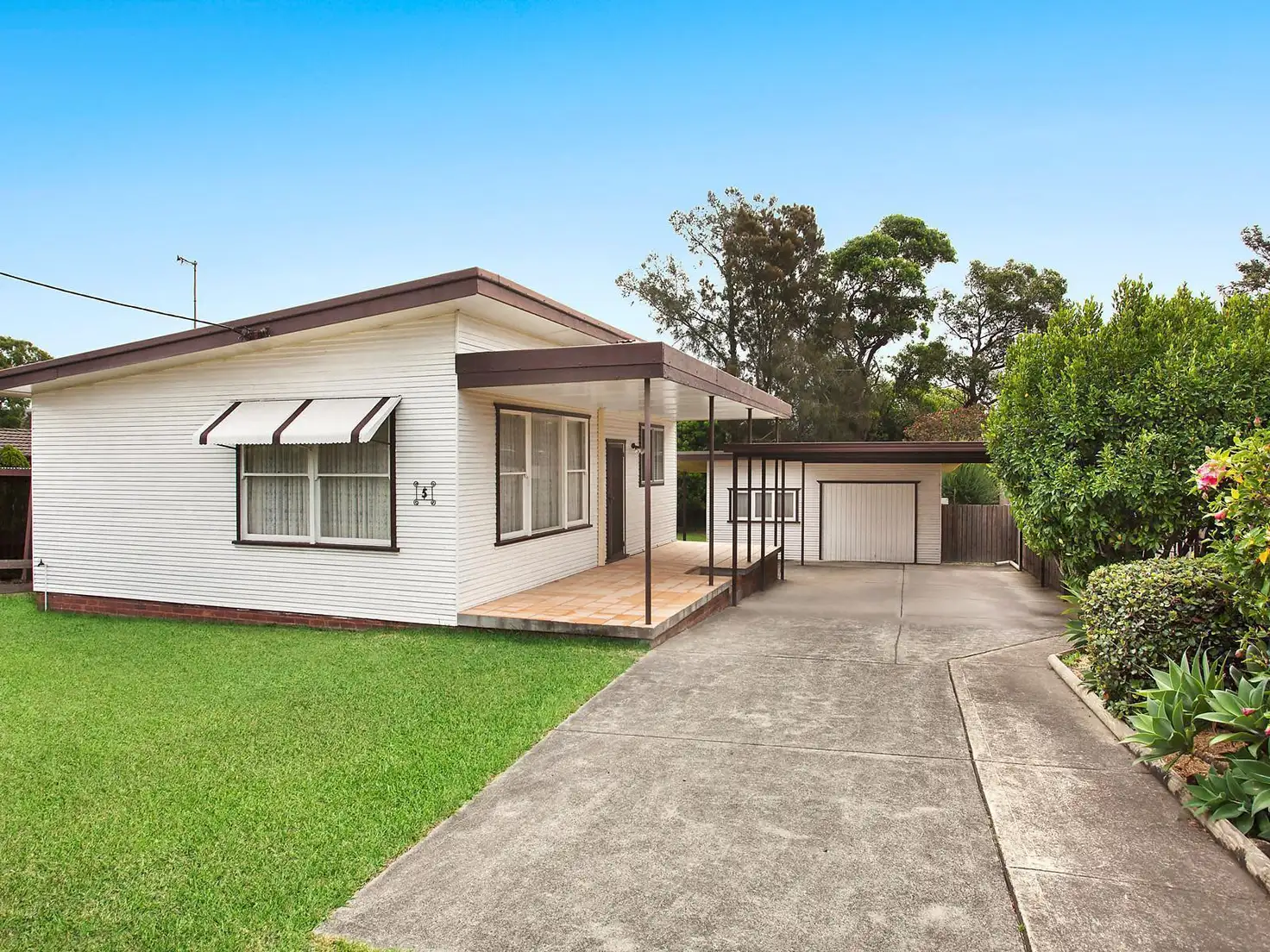 Main view of Homely house listing, 5 George Hely Crescent, Killarney Vale NSW 2261