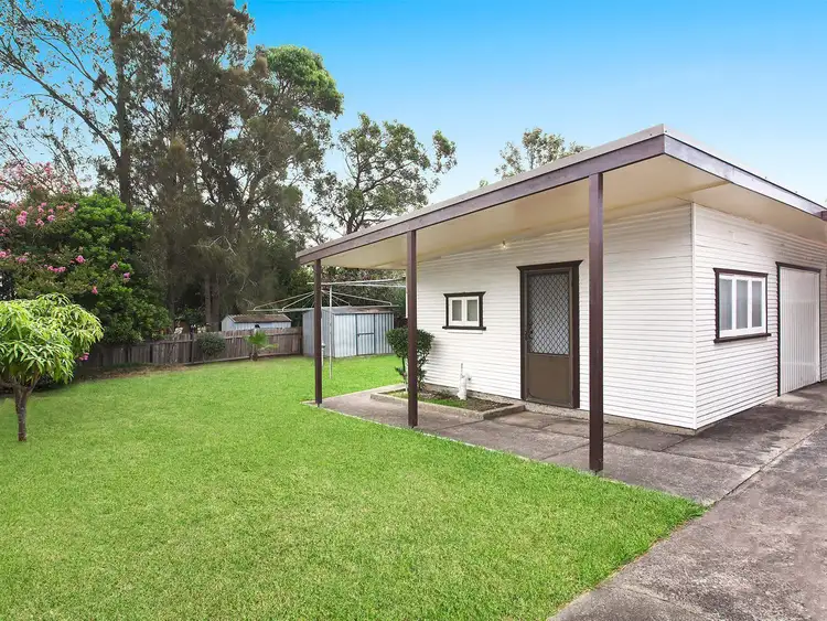 Second view of Homely house listing, 5 George Hely Crescent, Killarney Vale NSW 2261