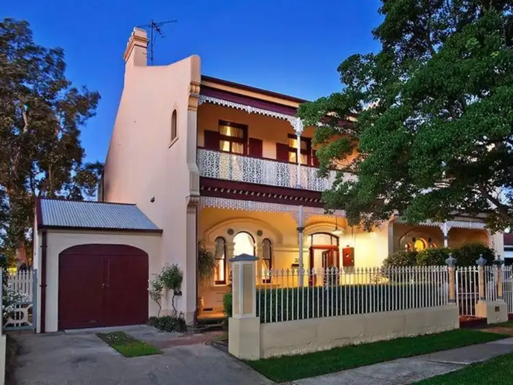 33 Burton Street, Concord NSW 2137