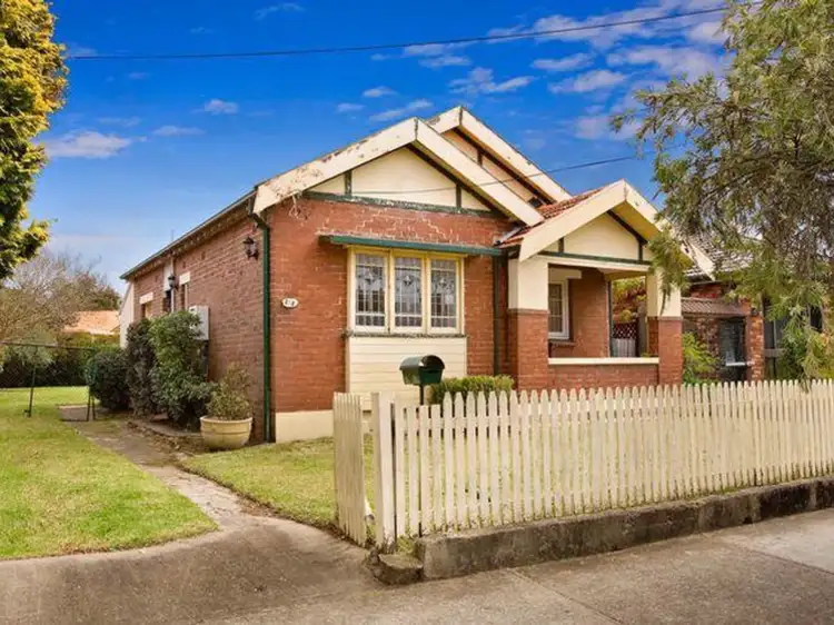 210 Hawthorne Parade, Haberfield NSW 2045
