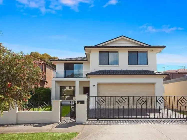 17 Princess Avenue, Rodd Point NSW 2046
