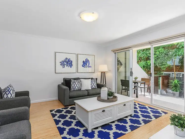 Second view of Homely apartment listing, 5/58 Oaks Avenue, Dee Why NSW 2099