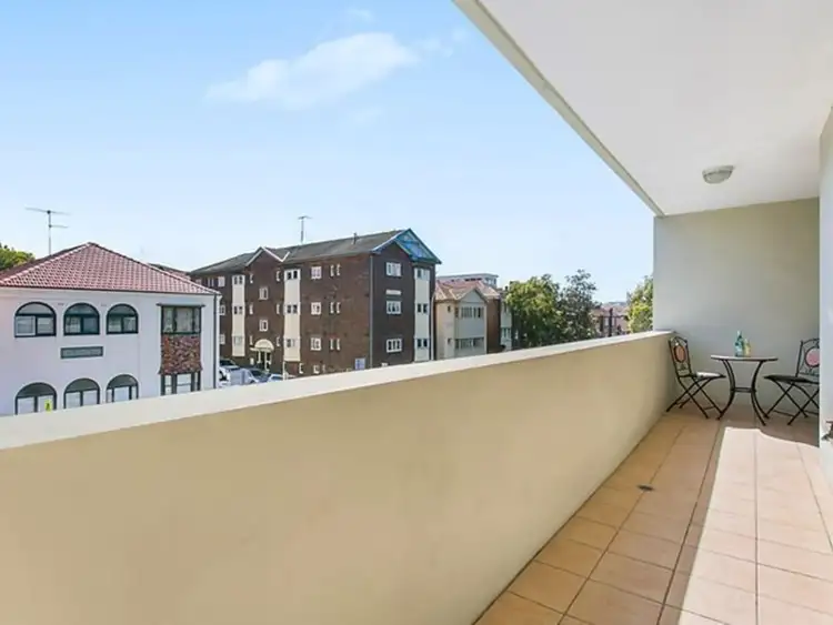Fourth view of Homely apartment listing, 5/144 Glenayr Avenue, Bondi Beach NSW 2026