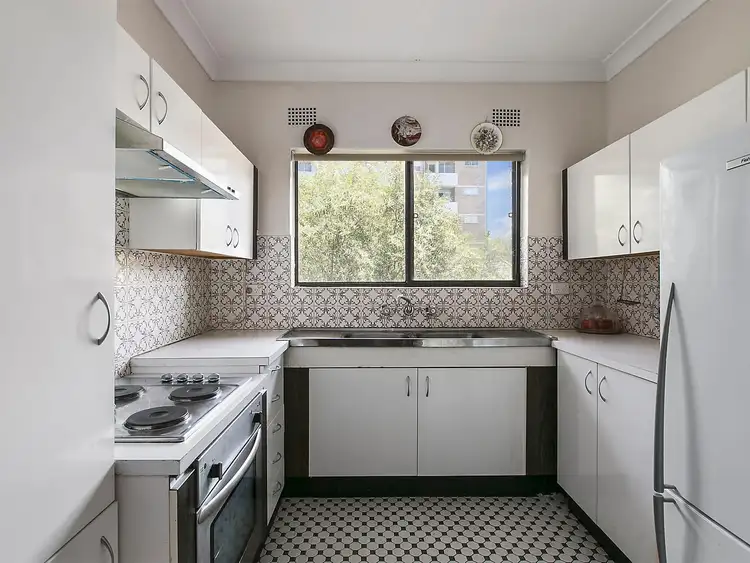 Fifth view of Homely apartment listing, 4/22 O'Brien Street, Bondi Beach NSW 2026