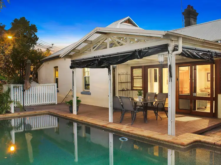 15 Allworth Street, Merewether NSW 2291