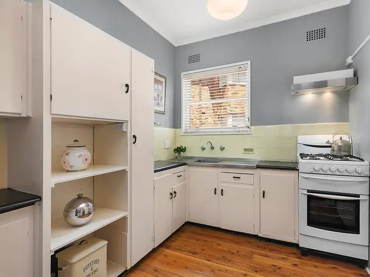 Second view of Homely house listing, 4/4 Echo Point Road, Katoomba NSW 2780