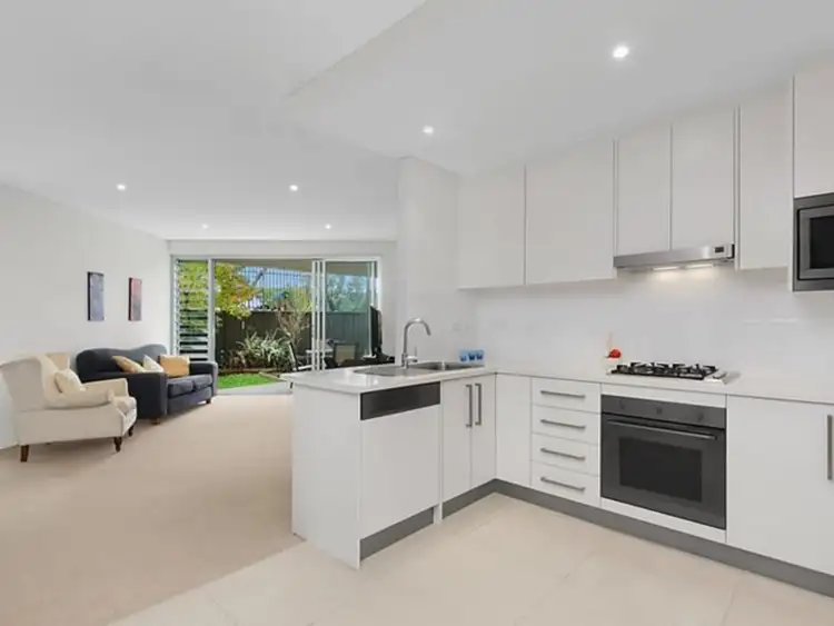 Second view of Homely apartment listing, 3/69 Oaks Avenue, Dee Why NSW 2099