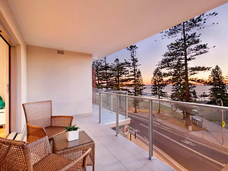 2/7 The Strand, Dee Why NSW 2099
