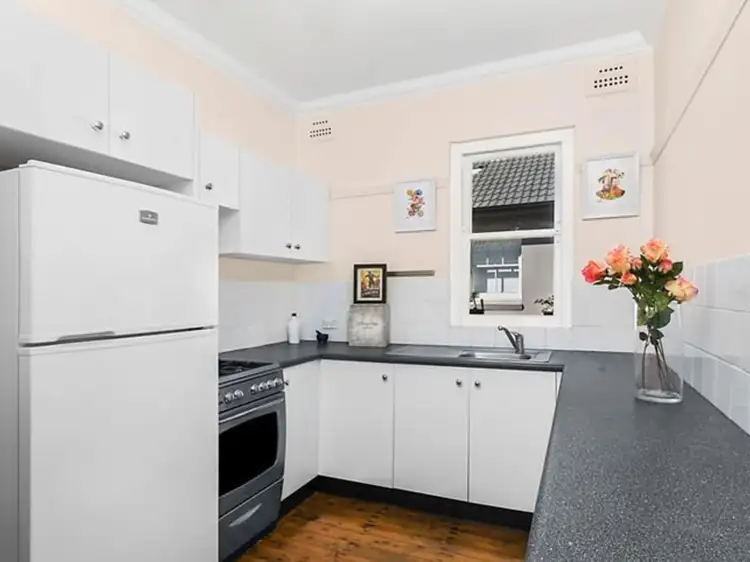Third view of Homely apartment listing, 5/3 Parkview Road, Fairlight NSW 2094