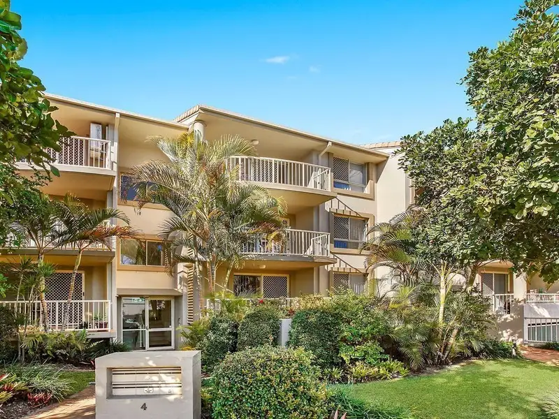 Main view of Homely apartment listing, 6/2 Mountain View Avenue, Miami QLD 4220