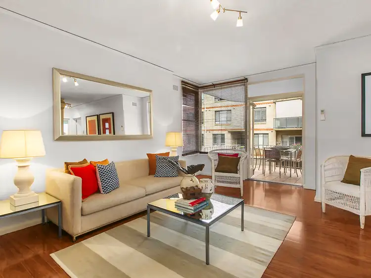 Main view of Homely apartment listing, 4/6 Milner Crescent, Wollstonecraft NSW 2065