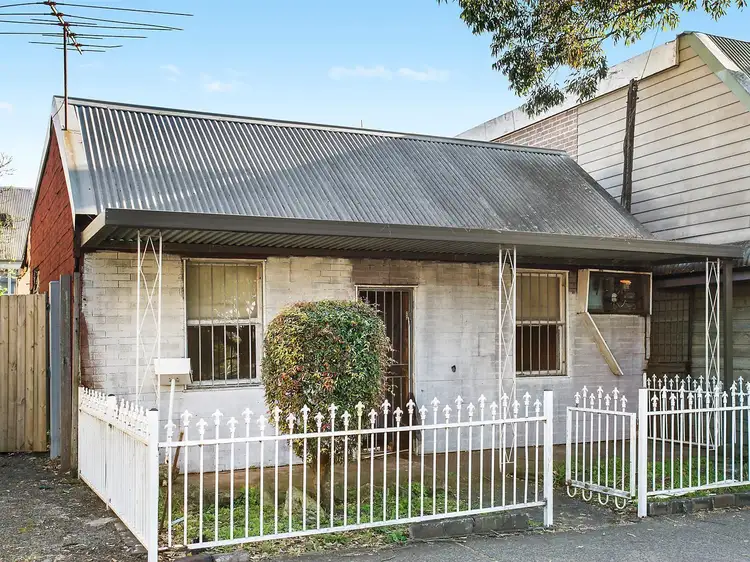 Main view of Homely house listing, 100 Swanson Street, Erskineville NSW 2043