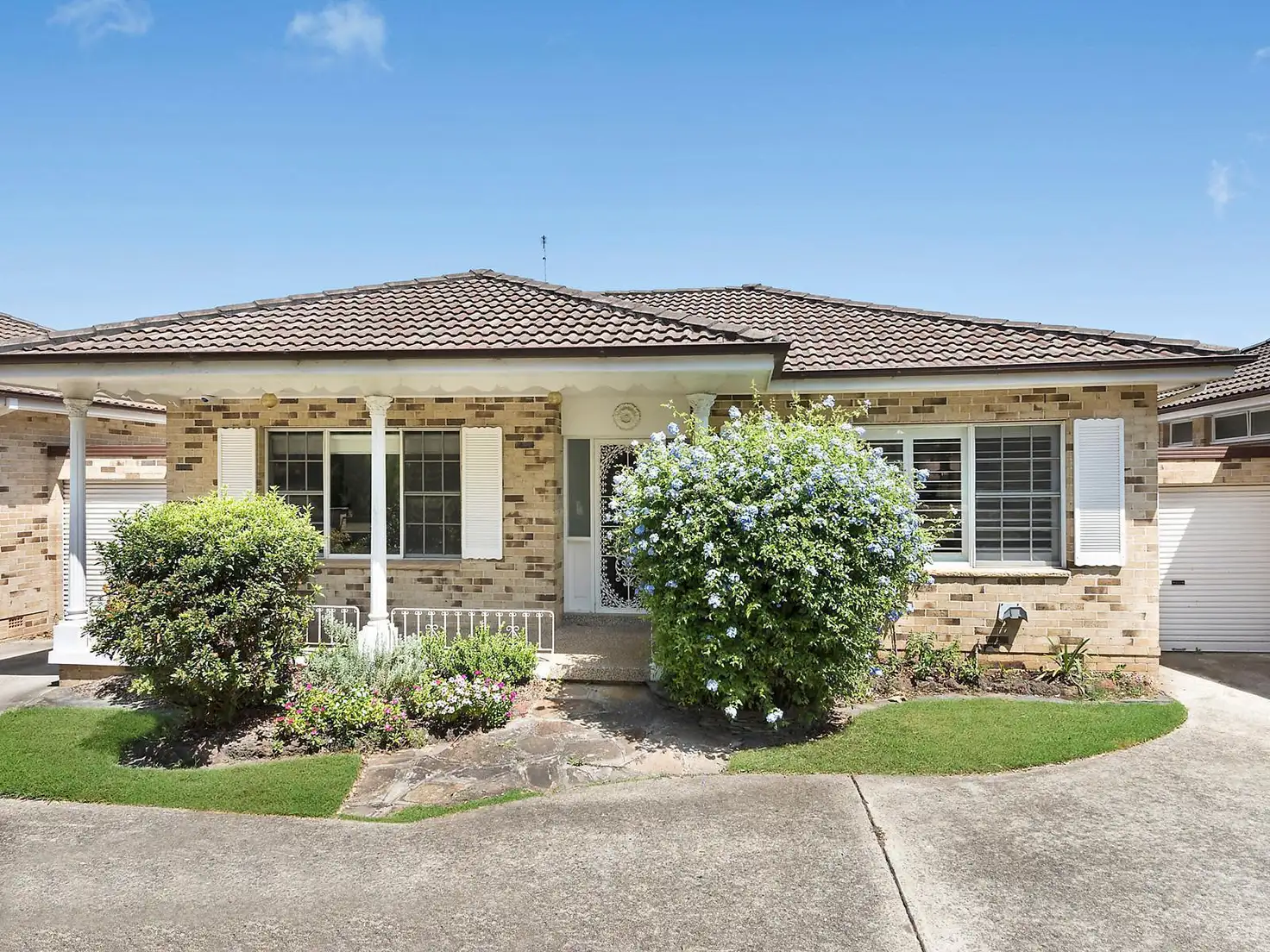 Main view of Homely villa listing, 3/87 Greenacre Road, Connells Point NSW 2221