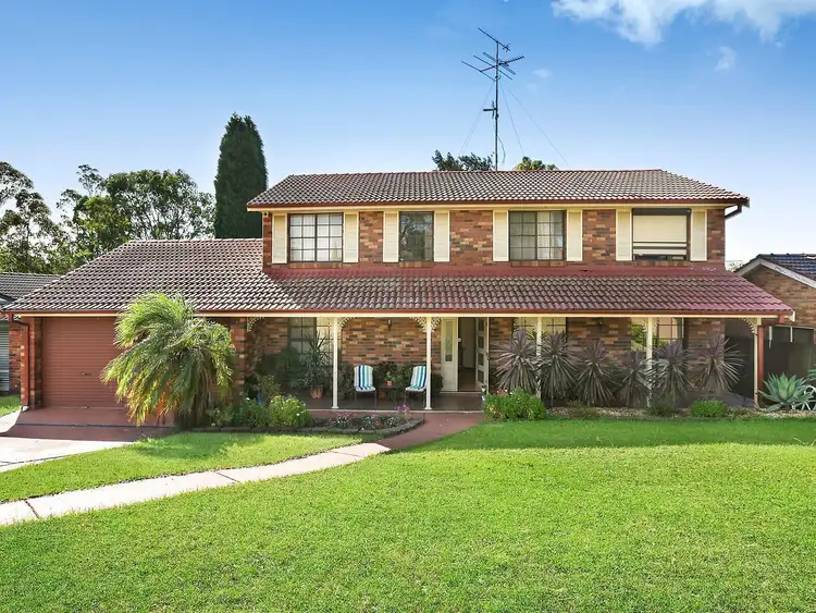 8 Derwent Place, Bossley Park NSW 2176