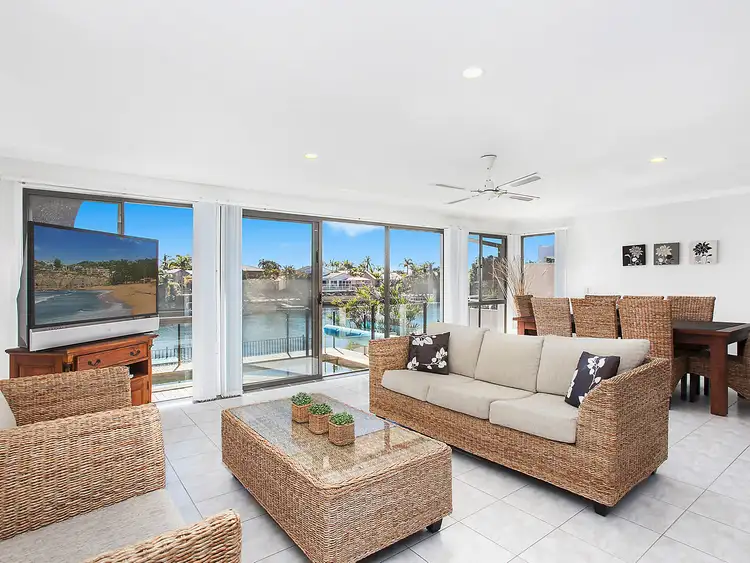 Second view of Homely house listing, 7 Karabella Court, Mermaid Waters QLD 4218