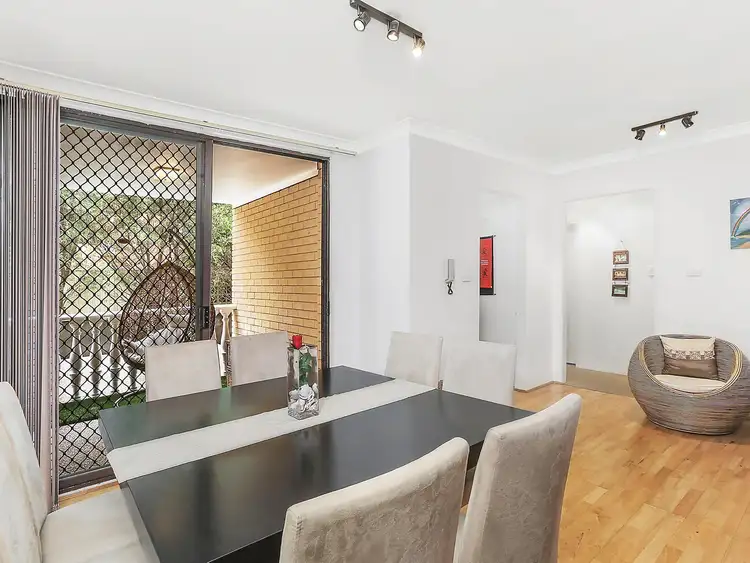 2/39 Seaview Street, Cronulla NSW 2230