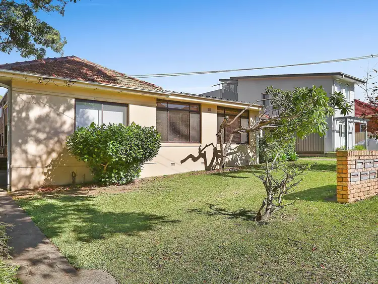 Third view of Homely apartment listing, 2/12 Caronia Avenue, Cronulla NSW 2230