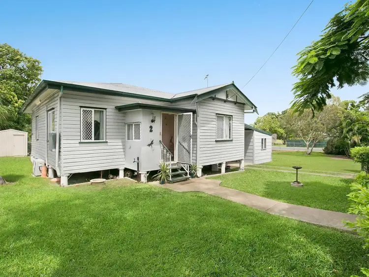 2 Wackford Street, Park Avenue QLD 4701