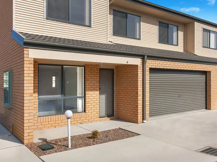 Main view of Homely townhouse listing, 4/53 Erin Street, Queanbeyan NSW 2620