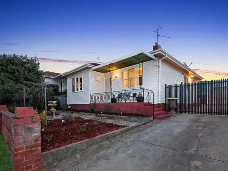 87 Ross Road, Queanbeyan NSW 2620