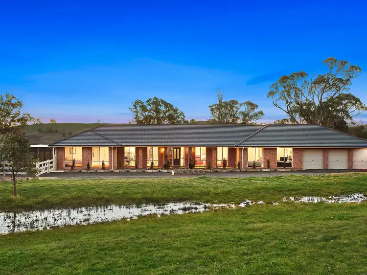 25 Flora Place, Royalla NSW 2620