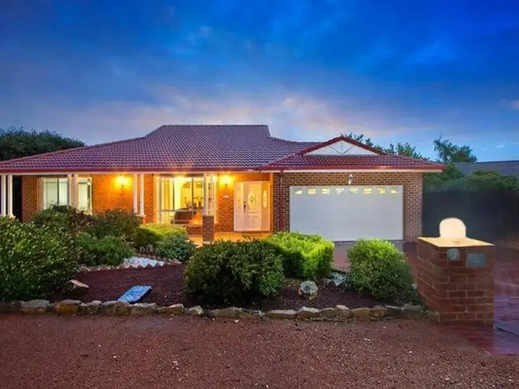 52 Halloran Drive, Jerrabomberra NSW 2619
