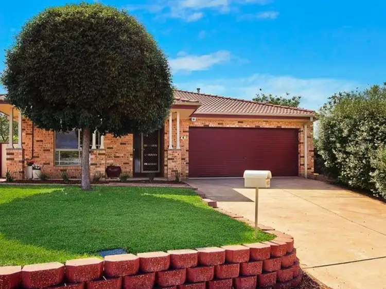 45 Unwin Avenue, Jerrabomberra NSW 2619