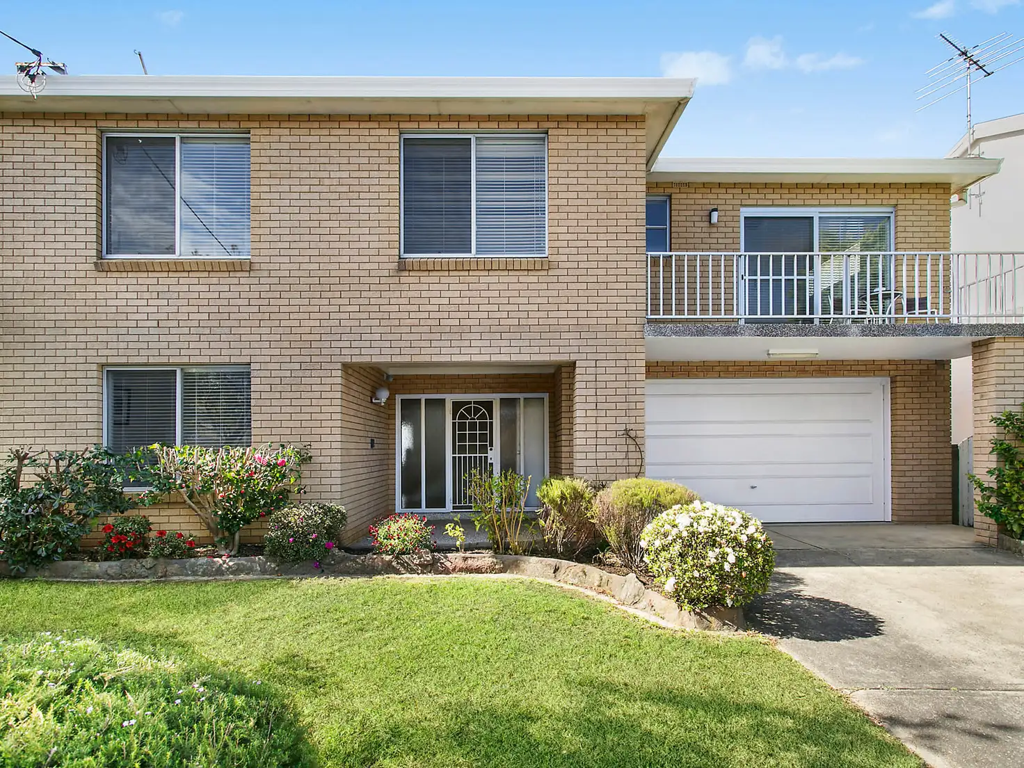 Main view of Homely house listing, 19 Fowler Crescent, South Coogee NSW 2034