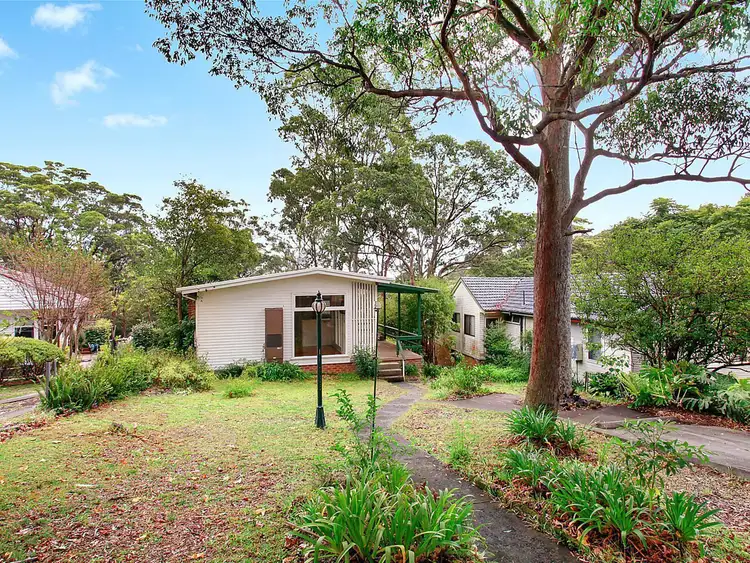 20 Victoria Crescent, New Lambton Heights NSW 2305