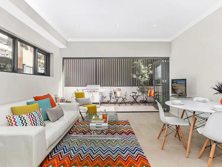 Main view of Homely unit listing, 4/11 Burdett Street, Hornsby NSW 2077