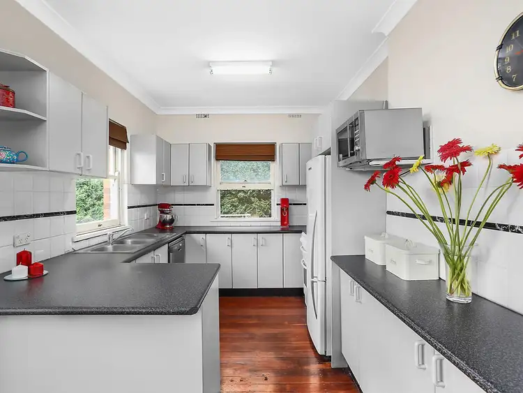 Fifth view of Homely house listing, 15 Yallambee Road, Berowra NSW 2081
